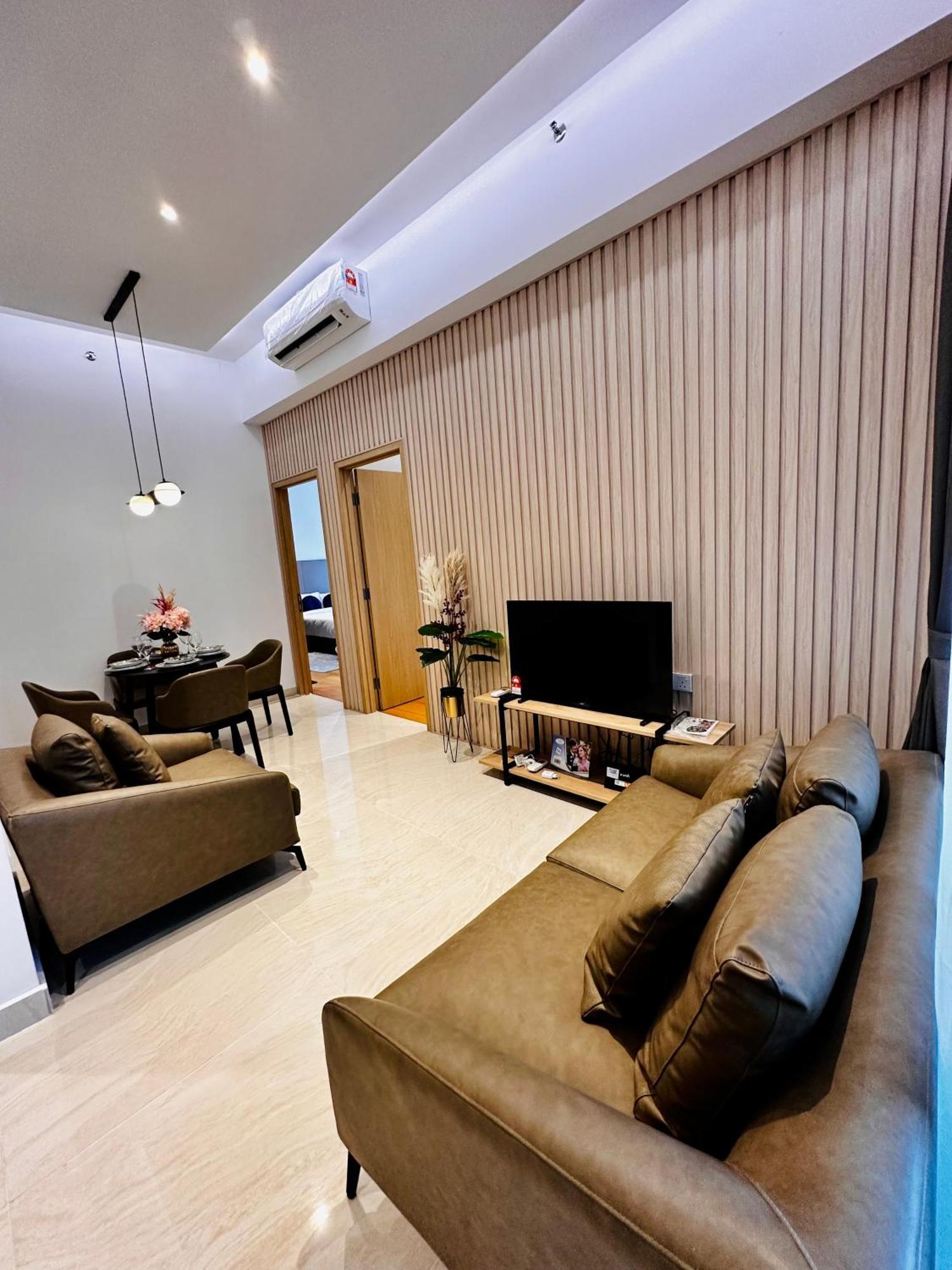 Pangsapuri The Luxe Colony Klcc By Ntr Resources Kuala Lumpur